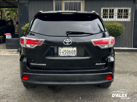 TOYOTA HIGHLANDER XLE 4WD 2015