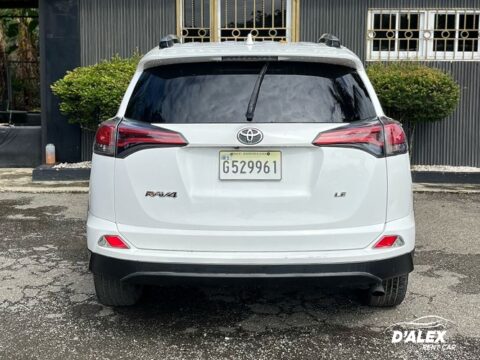 TOYOTA RAV4 LE 2WD 2017